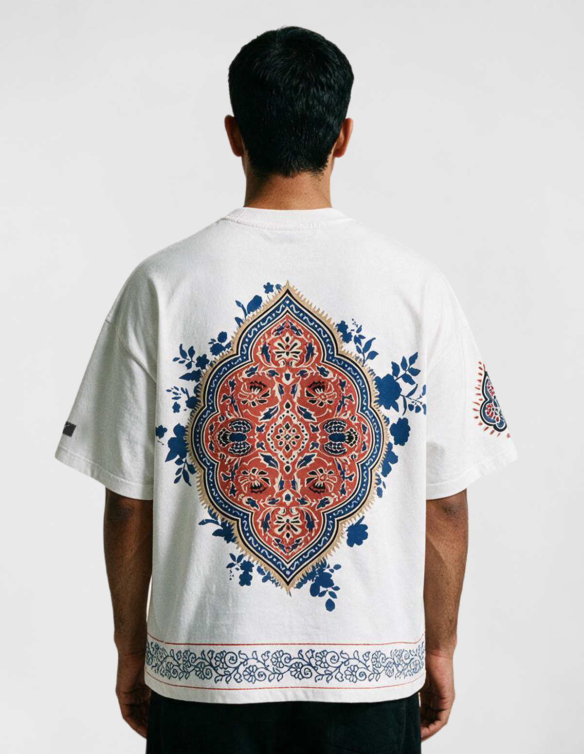 GULBAHAR TEE